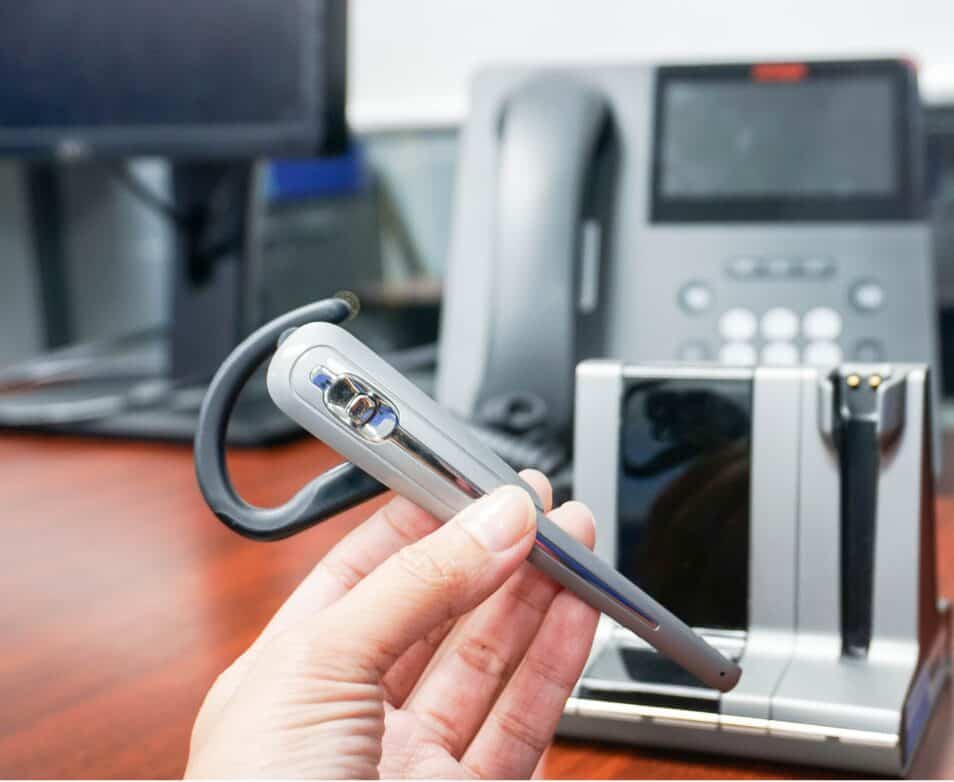 High-quality network cabling and optical solutions for reliable data transmission.